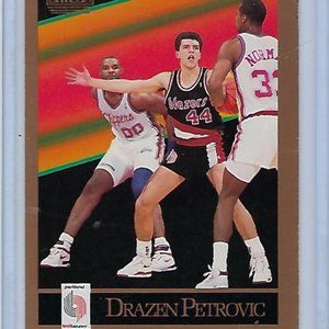 1990 NBA Drazen Petrovic #237 Card.   Skybox NBA 1990 - Brooklyn Nets